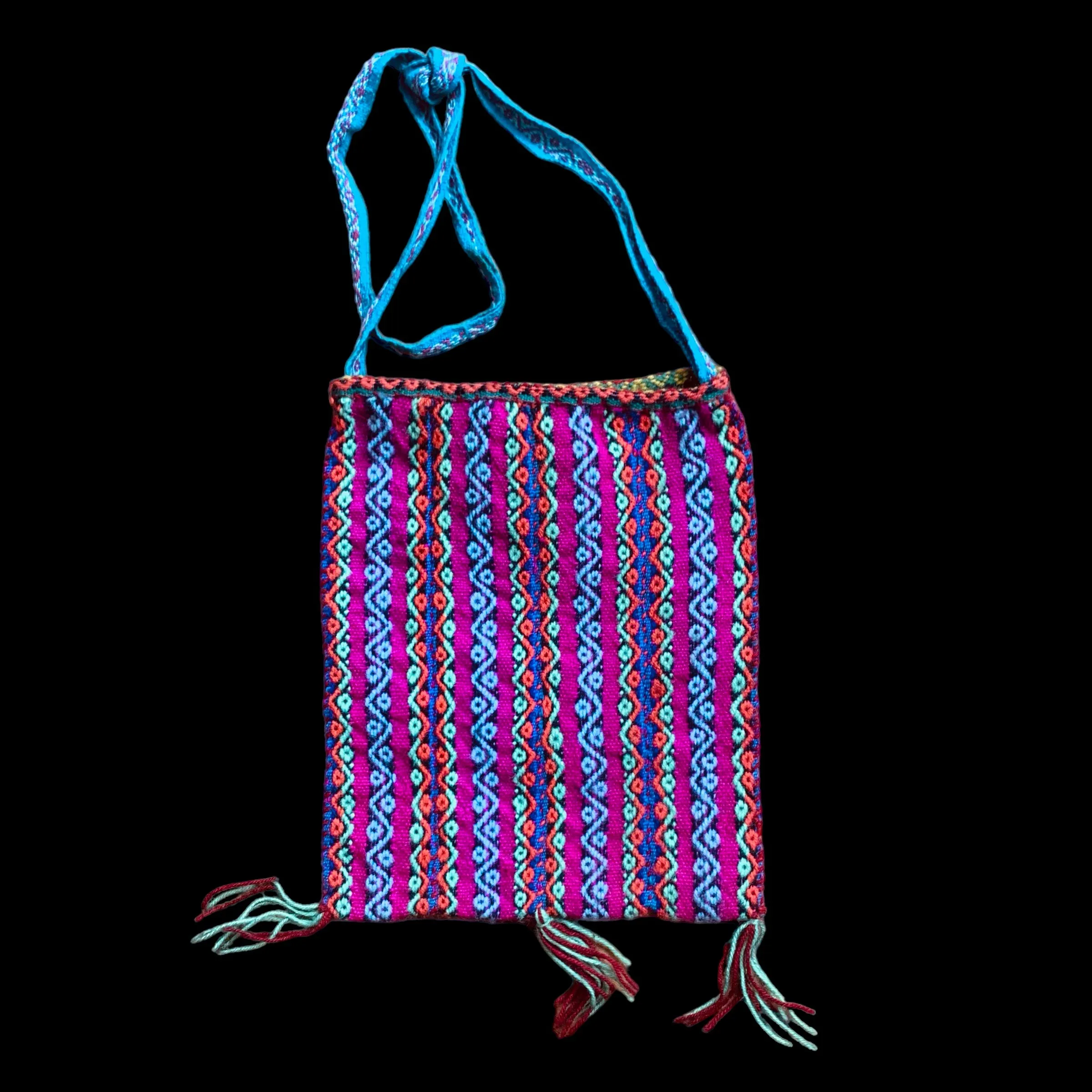 Hand woven artisan bag from Peru - J