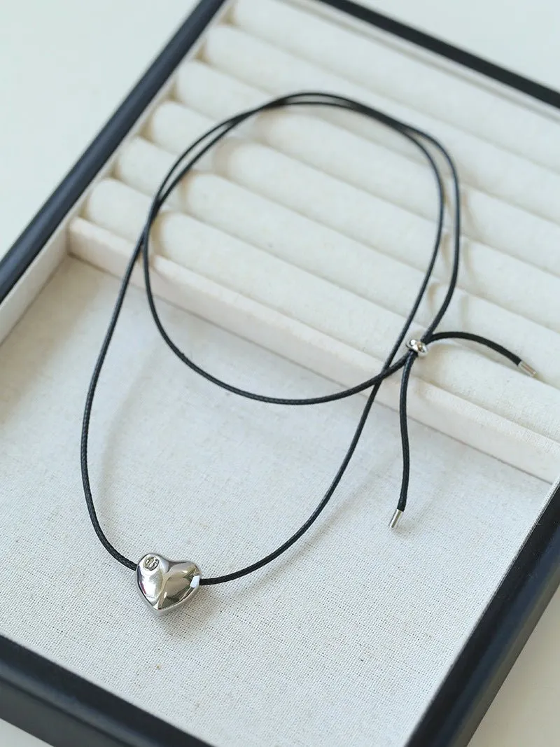 Heart-shaped Black Leather Drawstring Pendant Necklace