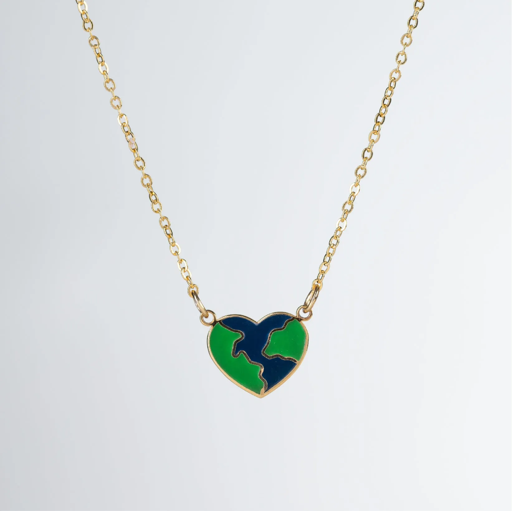 Heart shaped world necklace