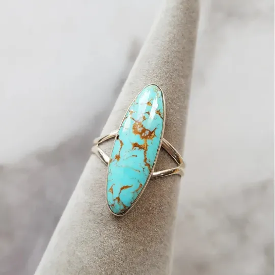 Native American Elongated Oval Cut Turquoise Southwestern Style Rings - 925 Sterling Silver Ring