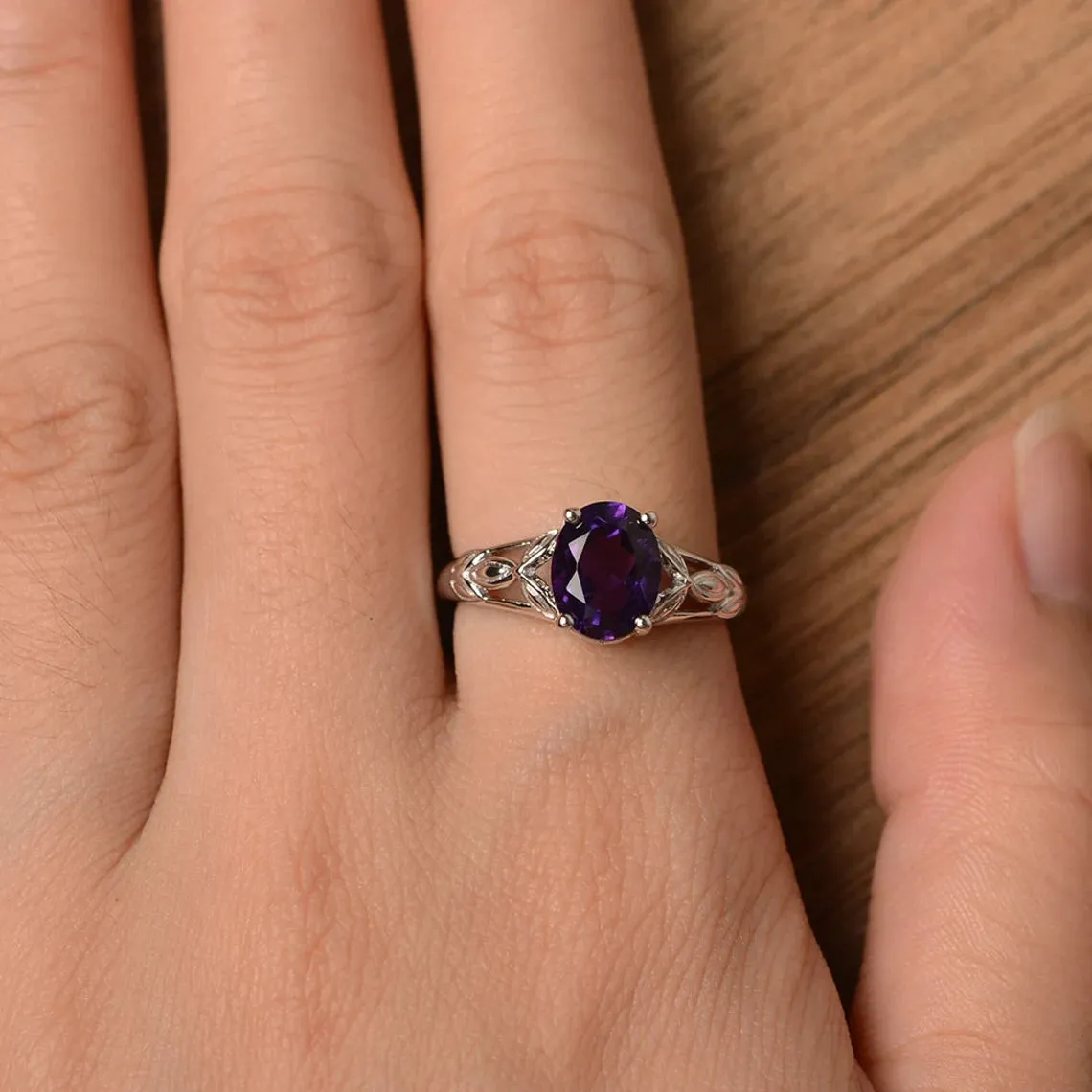 Natural Oval Cut Amethyst Solitaire Ring - 925 Sterling Silver Ring