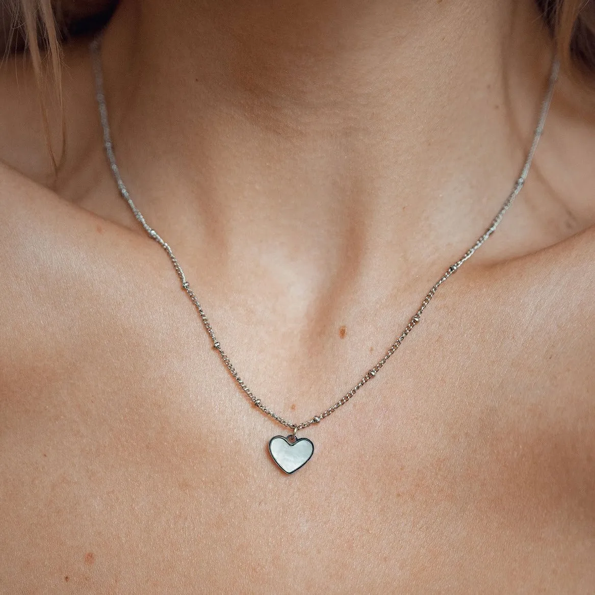 Shell Heart Pendant Chain Necklace Silver