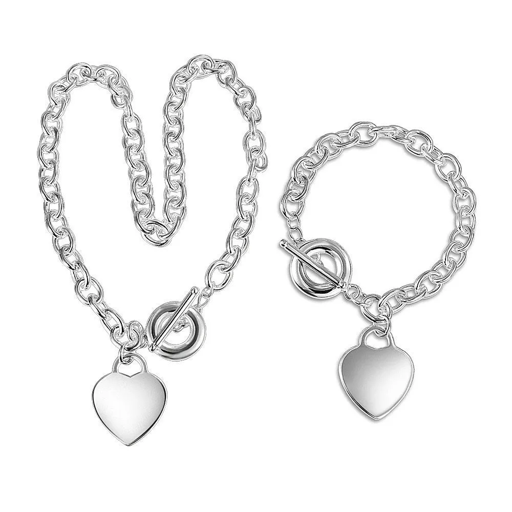 T-shaped hollow heart-shaped accessory necklace