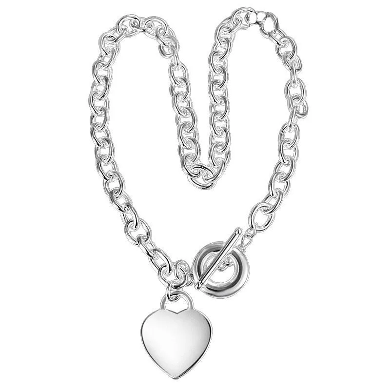 T-shaped hollow heart-shaped accessory necklace