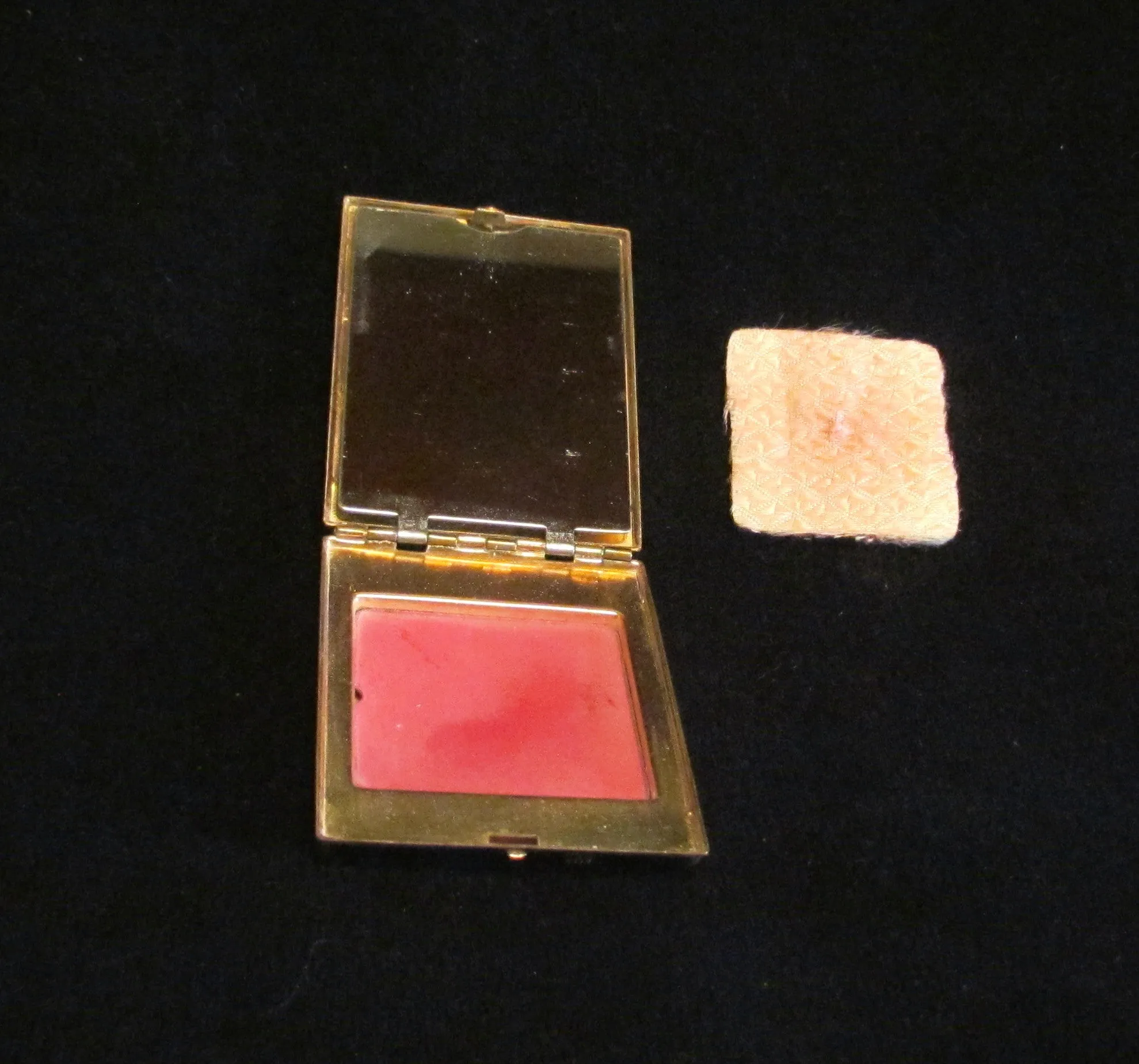 Vintage Vanstyle Black Enamel Powder And Rouge Compact 1930's